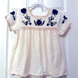 47 THML Embroidered Floral Blouse XS